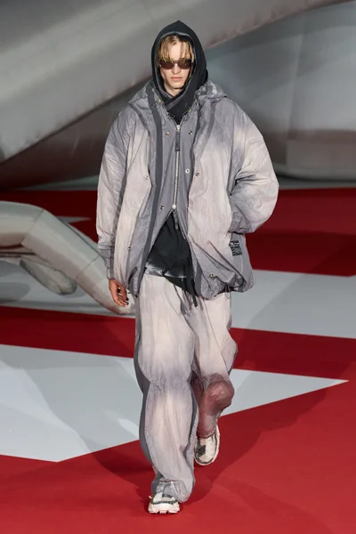 Look 21